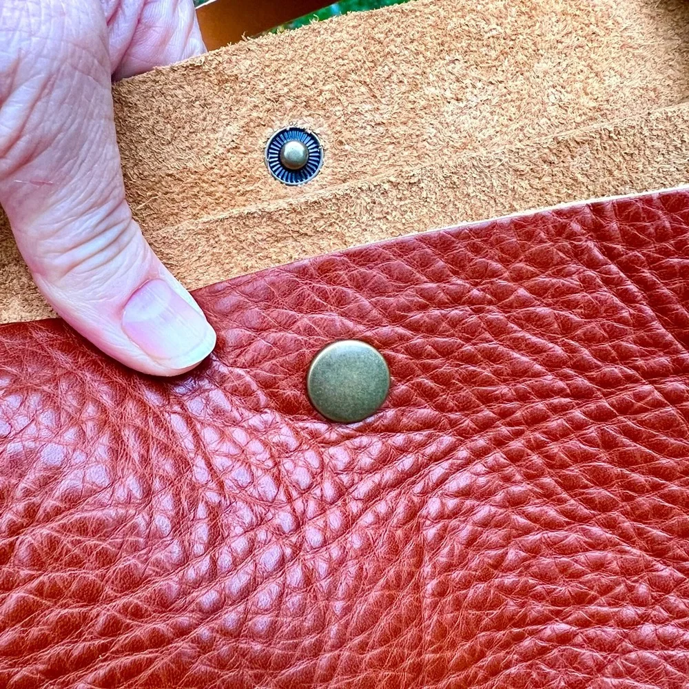 [SOLD] Brand New Portland Leather Goods Medium Classic Tote with Tandles - Picture 6 of 8